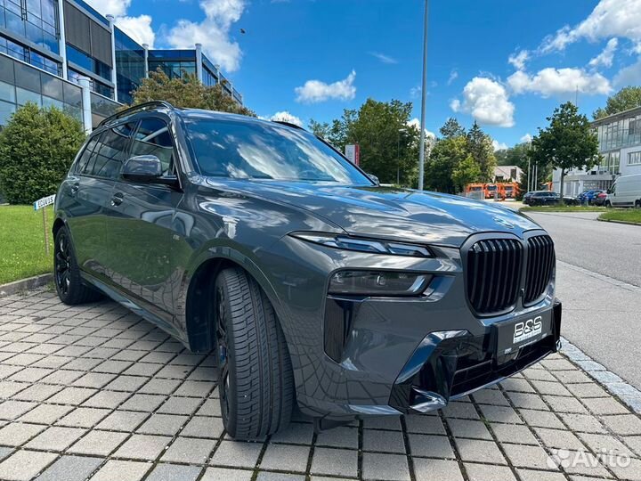 BMW X7 3.0 AT, 2024, 5 300 км