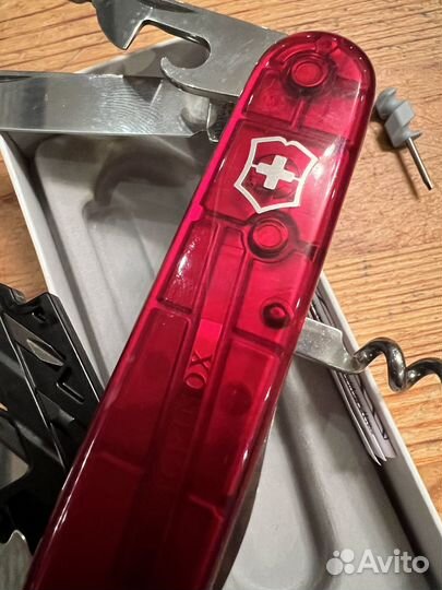 Инструмент Victorinox