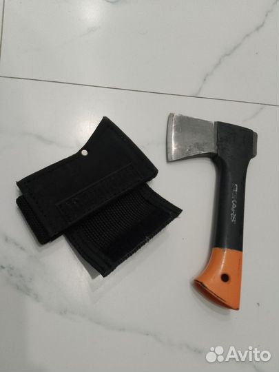 Топор fiskars x5