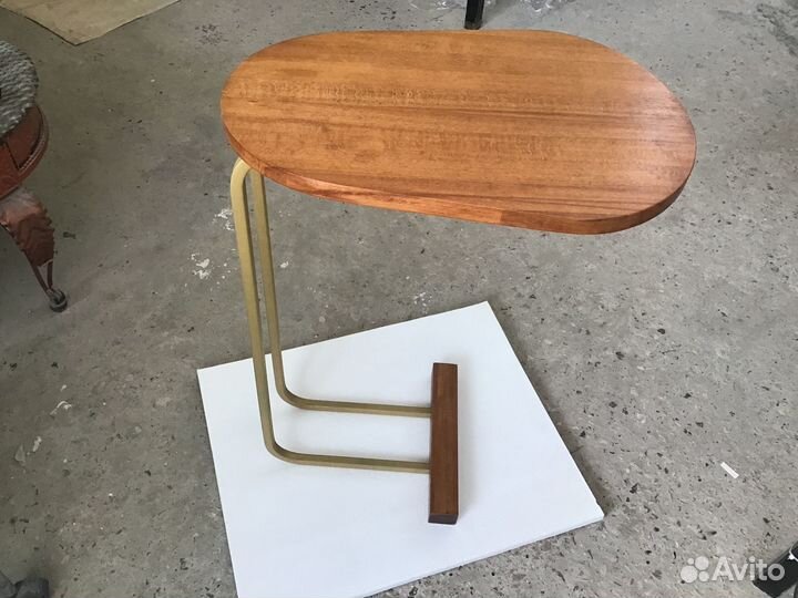 Кофейный столик