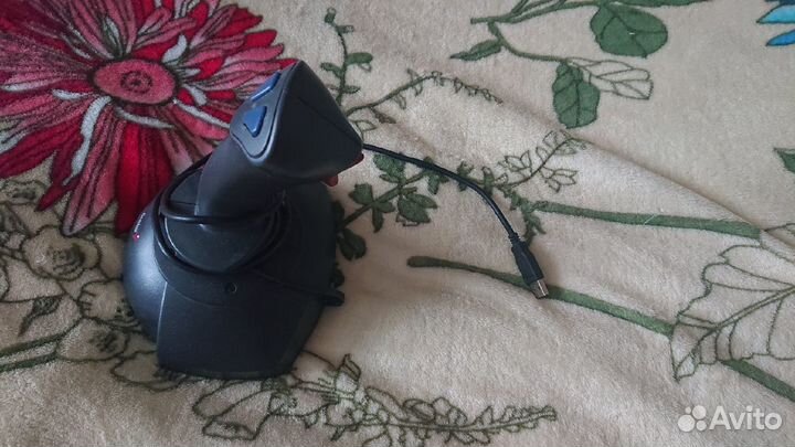 Джойстик Genius MaxFighter F-16U