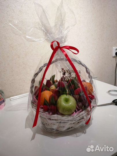 Сладкие букеты из конфет доставка