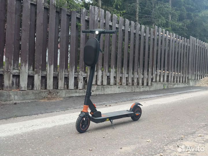 Электросамокат Гуго керин с1 про