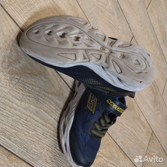 Кроссовки детские 28 размер Скетчерсы