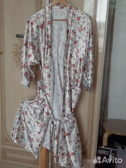 Халат женский шелковый