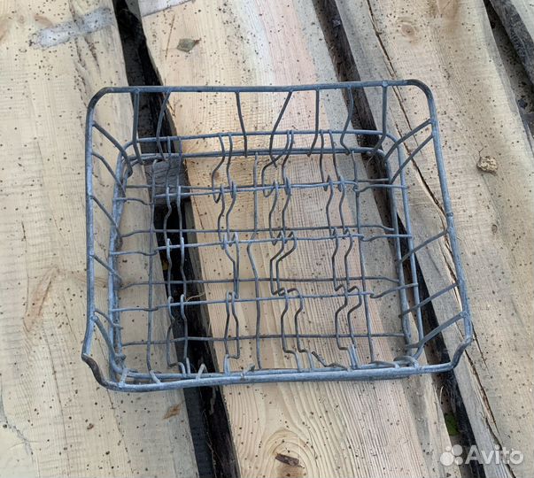 Советский ящик для молочных бутылок