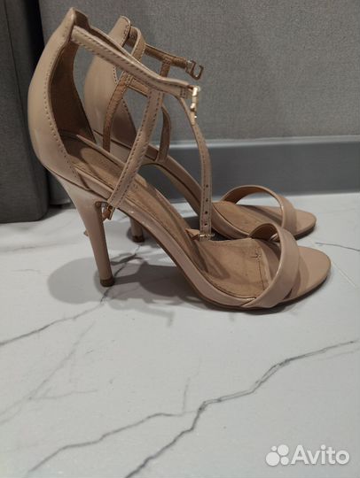 Босоножки женские 38 размер