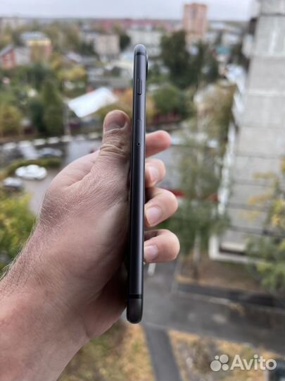 iPhone 8 Plus, 64 ГБ