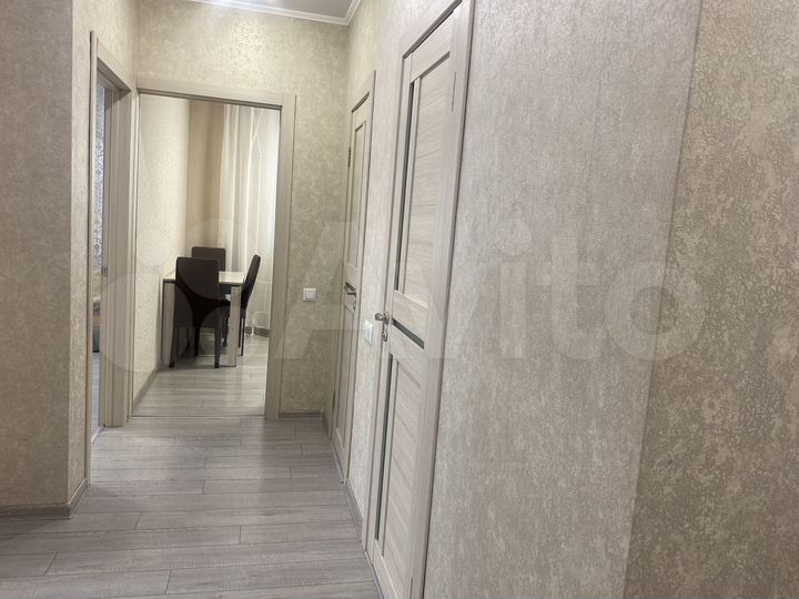 2-к. квартира, 56 м², 10/21 эт.