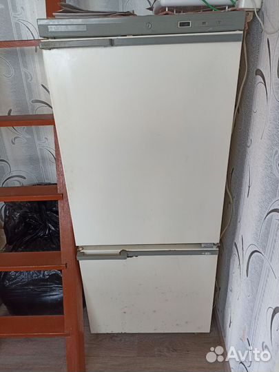 Холодильник бу