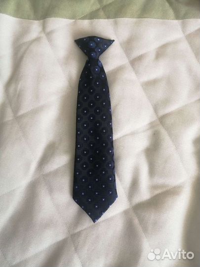 Галстуки, бабочка