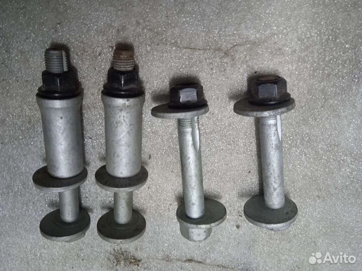 Болты Сход-развал kia Stinger