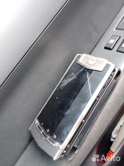 Телефон Vertu