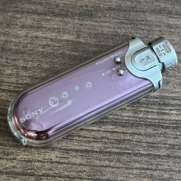 Винтажный плеер Sony Walkman NW E505 Pink