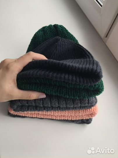 Шапка женская вязаная
