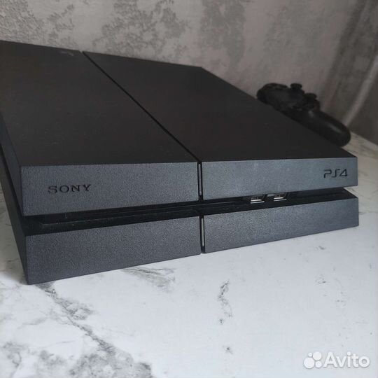 Sony PS4 500GB (4 игры)