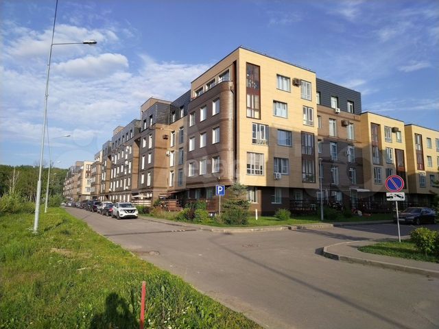 4-к. квартира, 104 м², 5/5 эт.