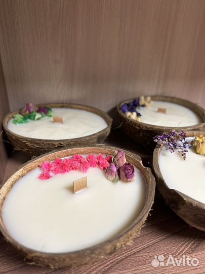 Свеча в кокосе