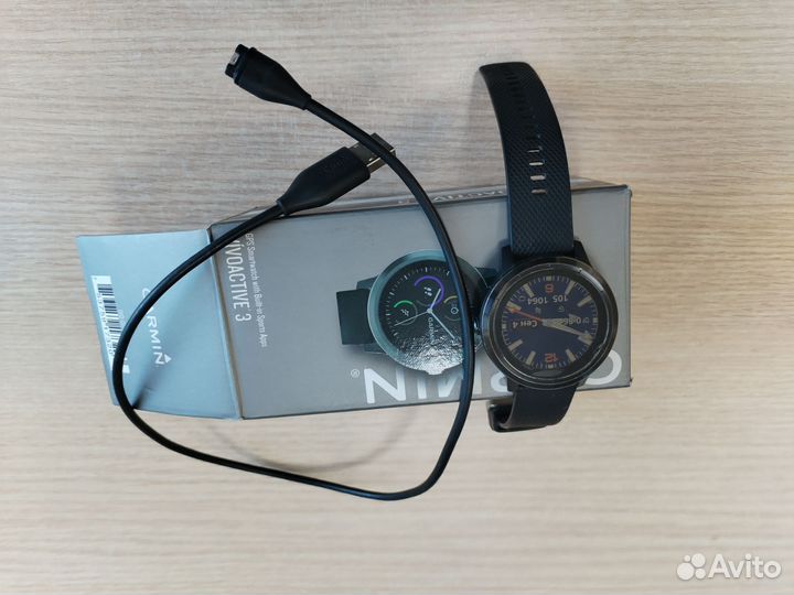 Часы гармин Garmin vivoactive 3