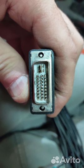 Кабель для видеомонтажа