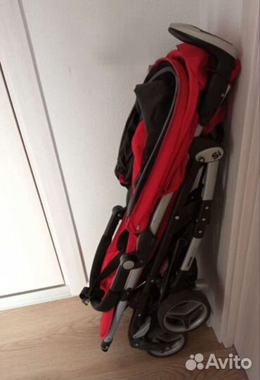 Прогулочная коляска peg perego si