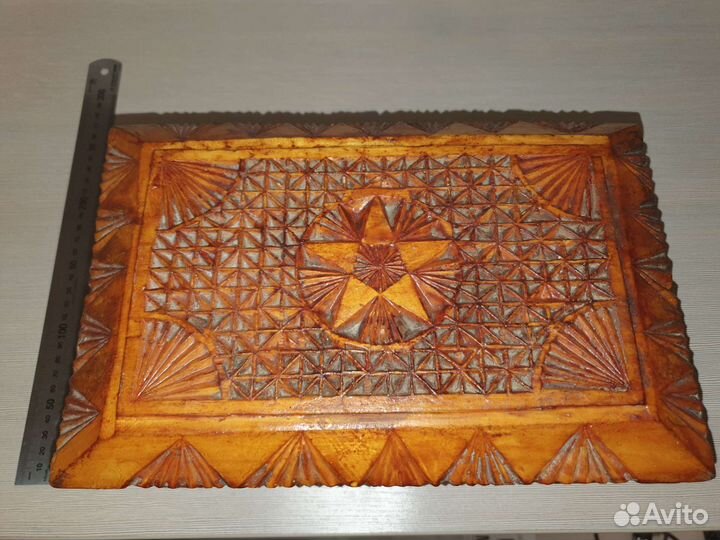 Шкатулка из дерева ручной работы