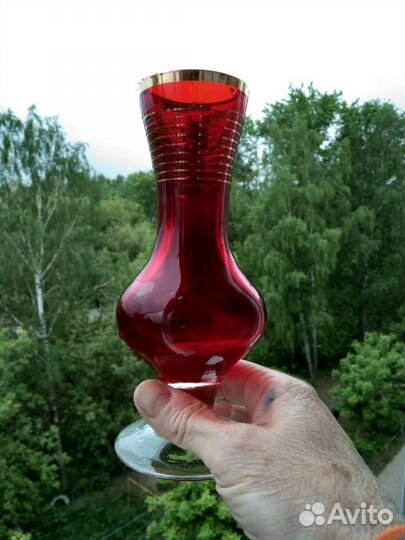 Вазы Богемия Рубиновое стекло