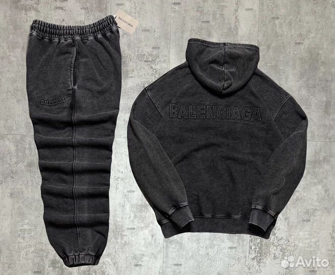 Спортивный костюм balenciaga