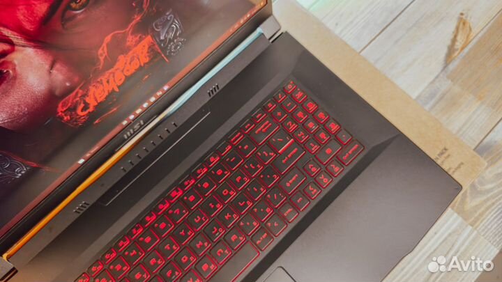 Ноутбук MSI Katana 17,3 (32гб, RTX 3050, i5-11400)