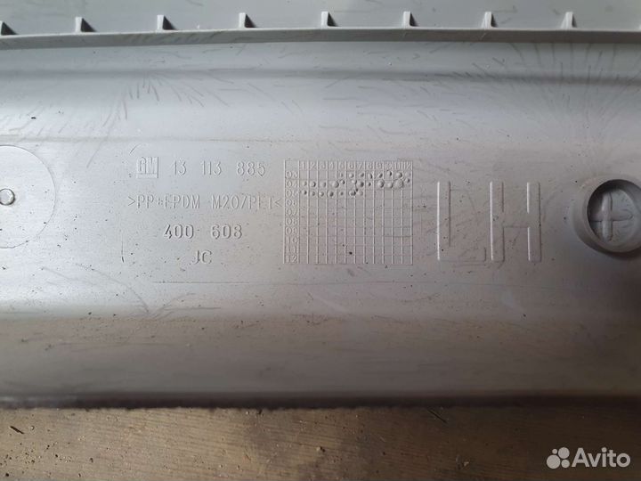 Накладка стойки левая Opel Astra Н