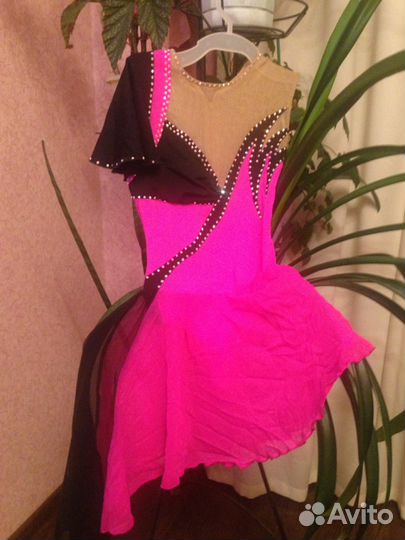 Платье для фигурного катания