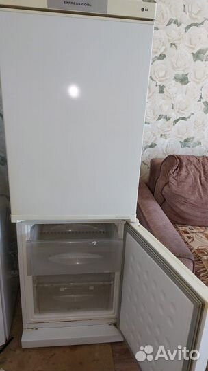 Холодильник LG
