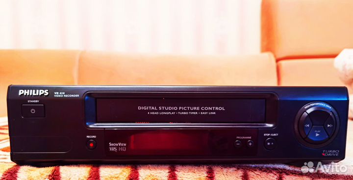 Видеомагнитофон philips VR410\58