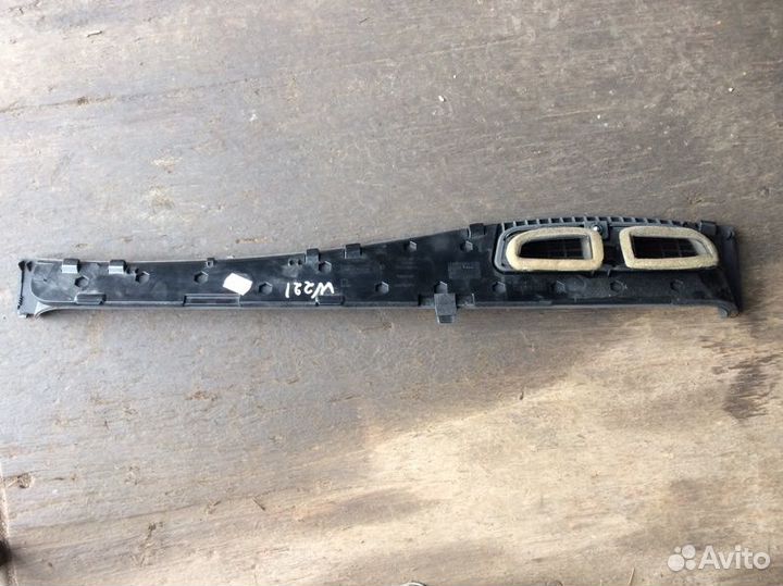 Накладка на торпедо передняя Mercedes-Benz S-Class