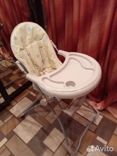 Стульчик для кормления