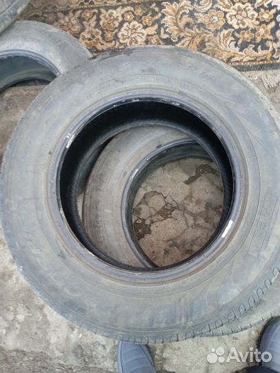 Pirelli Carrier 215/70 R16 116Q