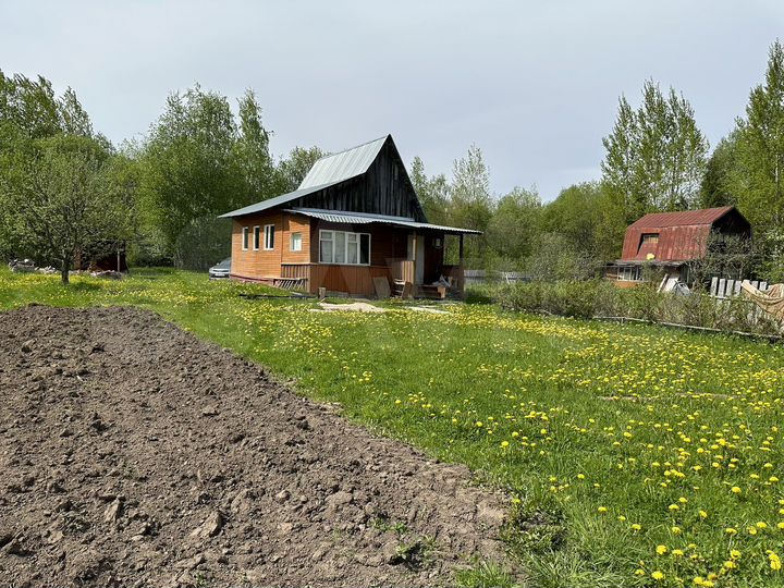 Дача 35 м² на участке 10 сот.