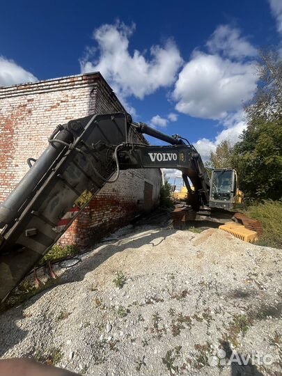 Гусеничный экскаватор Volvo EC480D, 2017