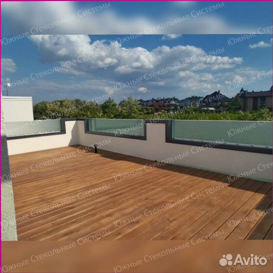 Стеклянное ограждение для балкона