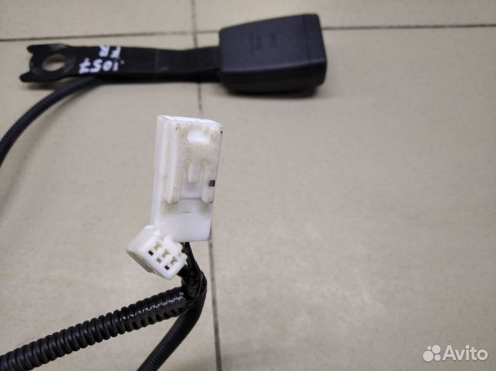 Ответная часть ремня безопасности RAV 4 2013