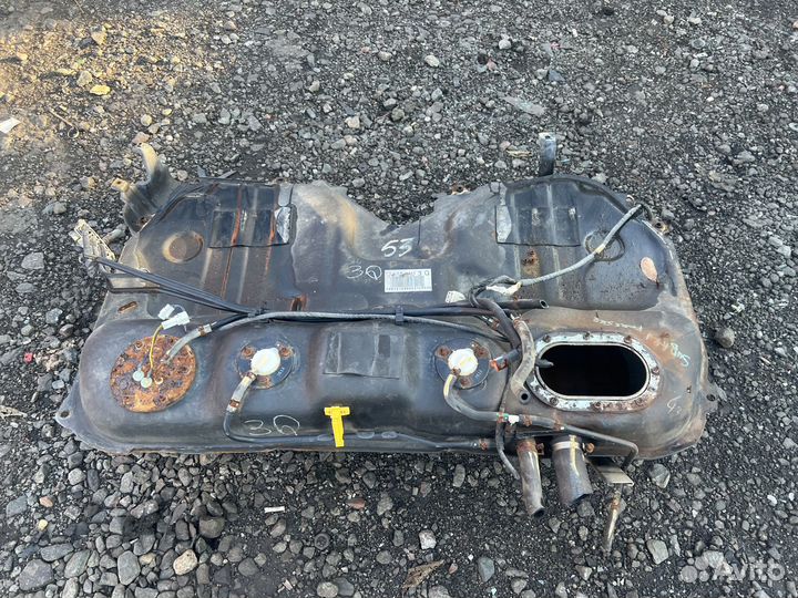 Топливный бак на Subaru Forester Sg 2002-2008