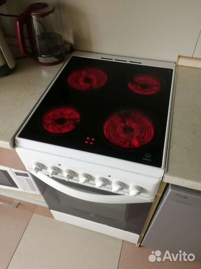 Плита электрическая Indesit 50 см