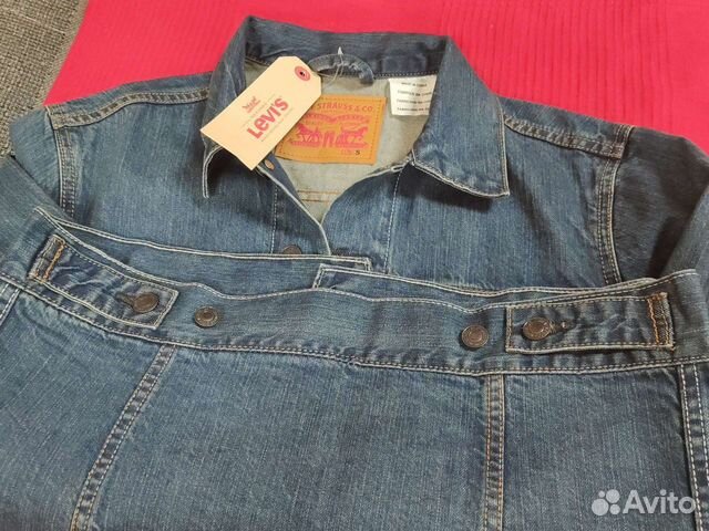 Джинсовая куртка levis