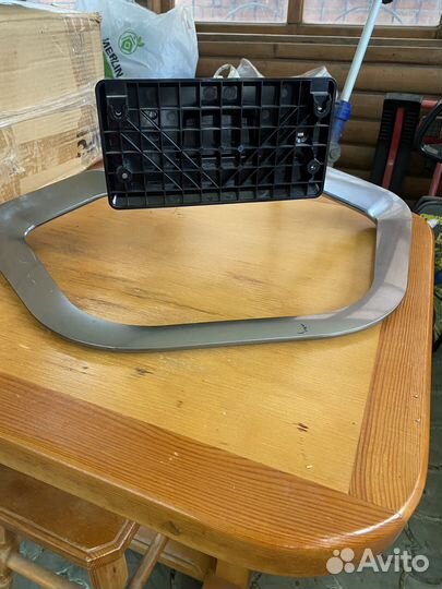 Кронштейн для телевизора