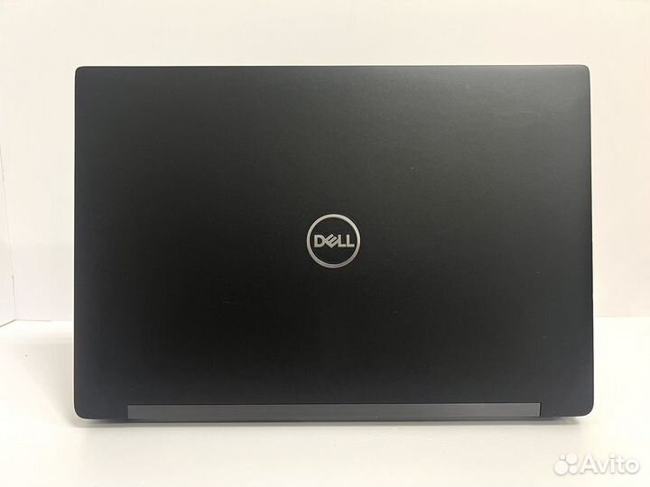 Dell Latitude 7390 i7-8th 16GB 256GB Как Новый