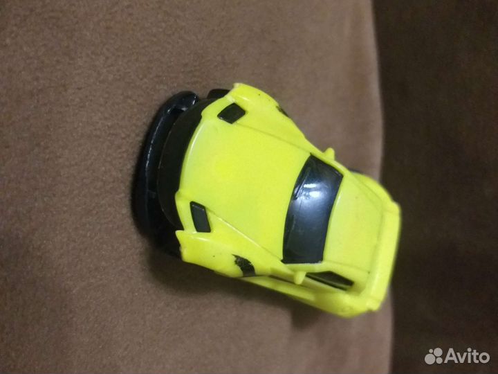 Машинка игрушка