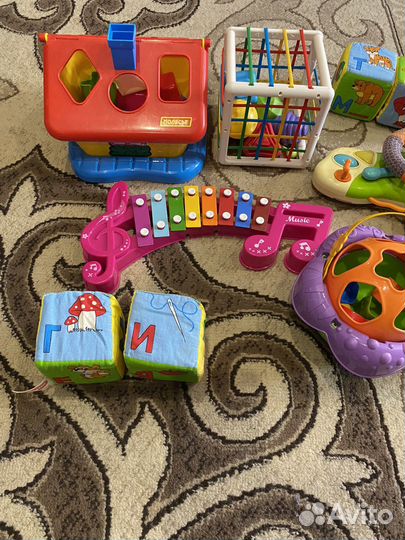 Развивающие игрушки пакетом