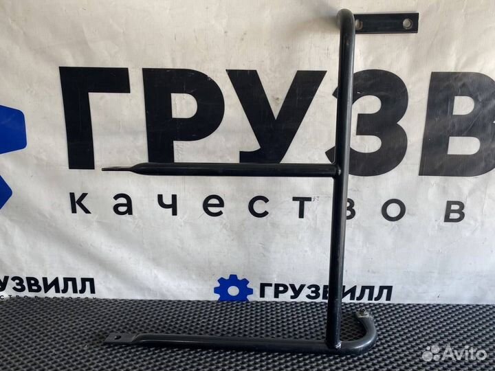 Кронштейн спойлера Volvo FH4 82423895