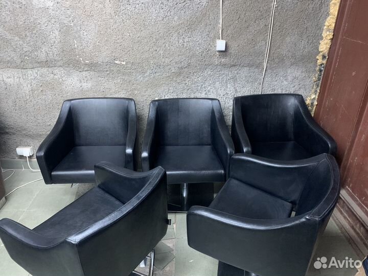 Парикмахерские кресла Италия 2 шт