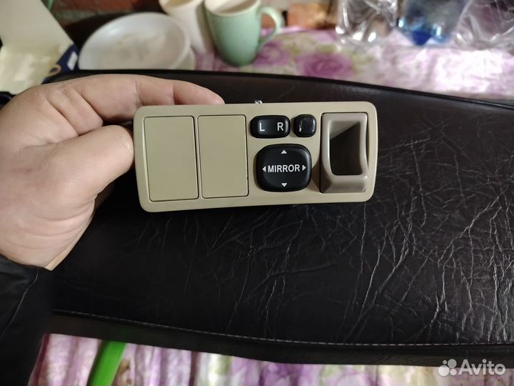 Блок управления зеркалами Тойота